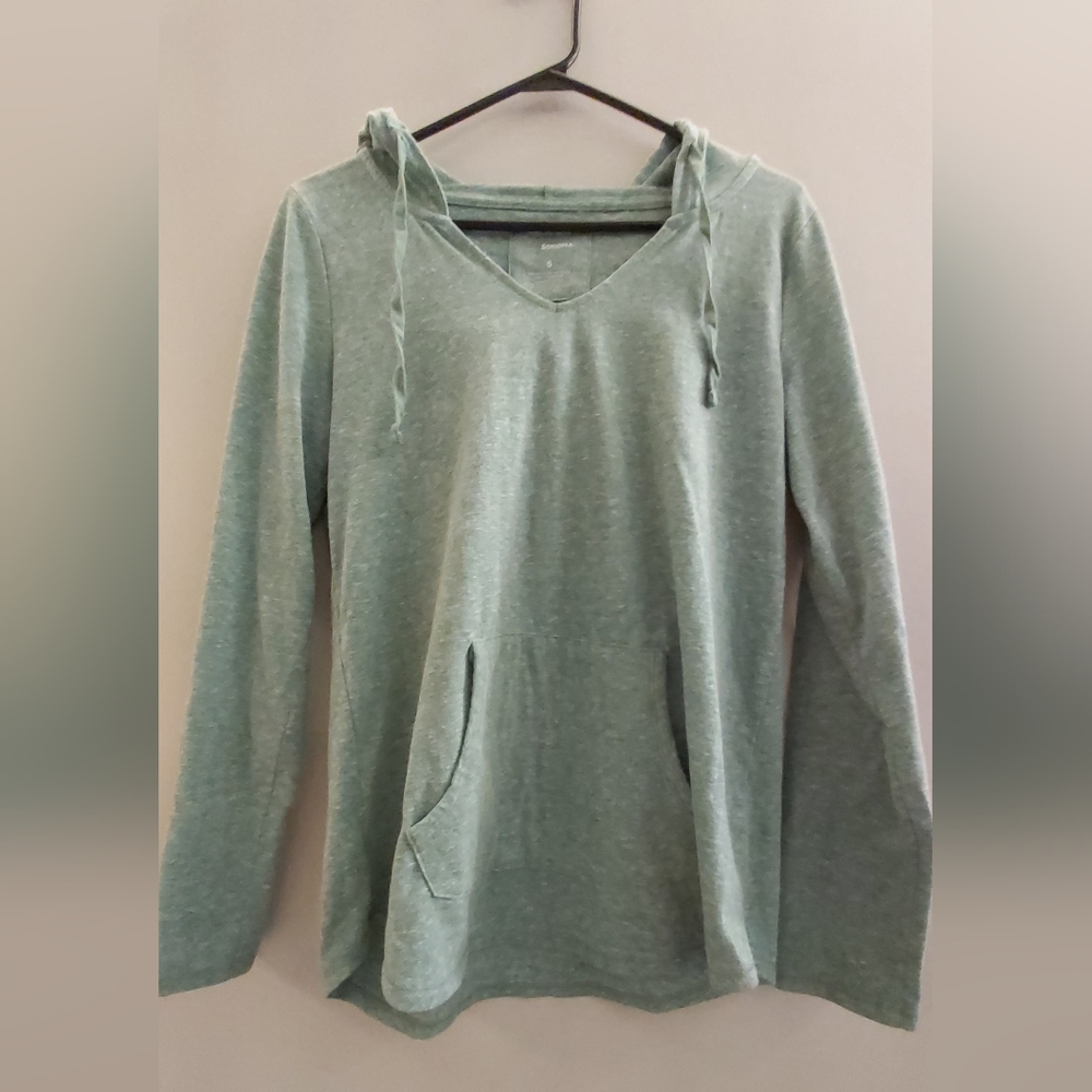 Hooded sweater